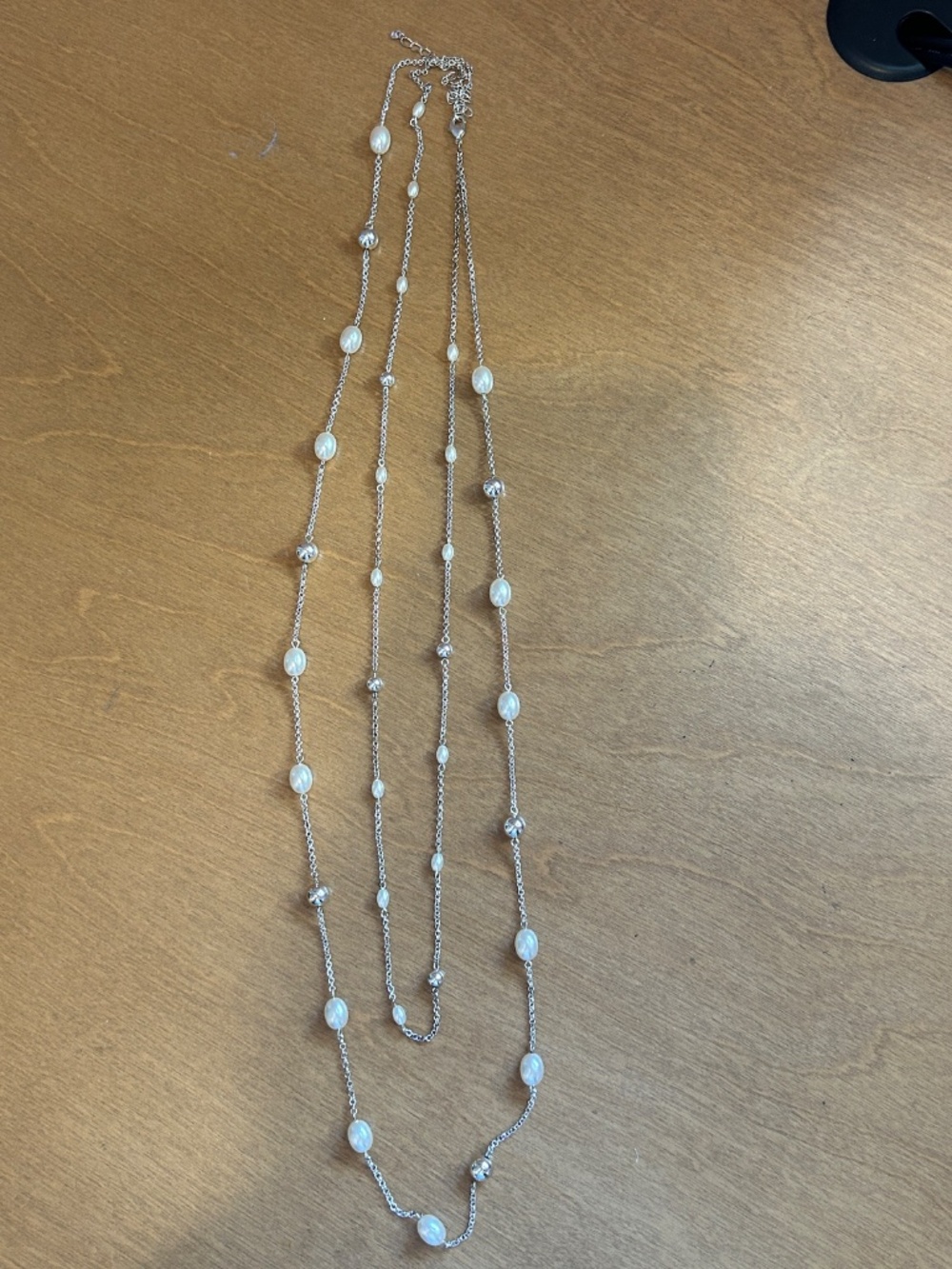 Avon Pearly Layered Necklace